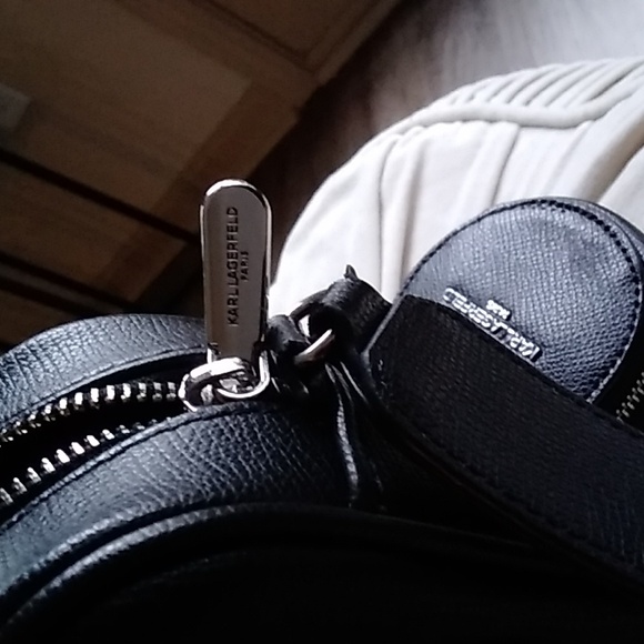 One Of A Kind.... Karl LAGERFELD ❤ - Picture 4 of 5